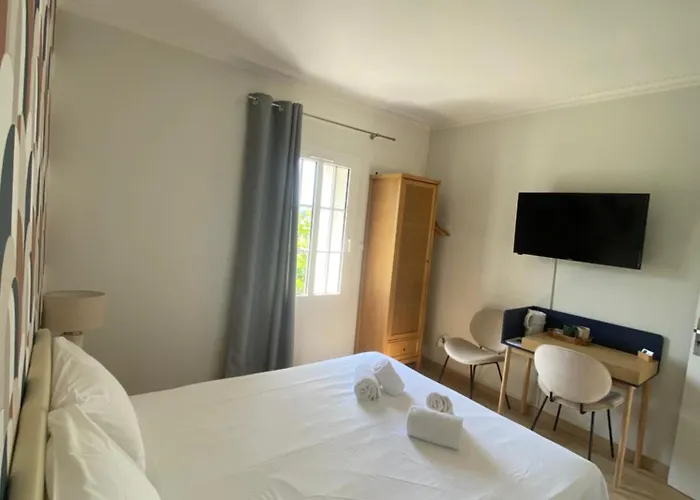 Bed & Breakfast A Laplume